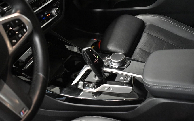 BMW X3 cena 179900 przebieg: 99999, rok produkcji 2020 z Pabianice małe 211